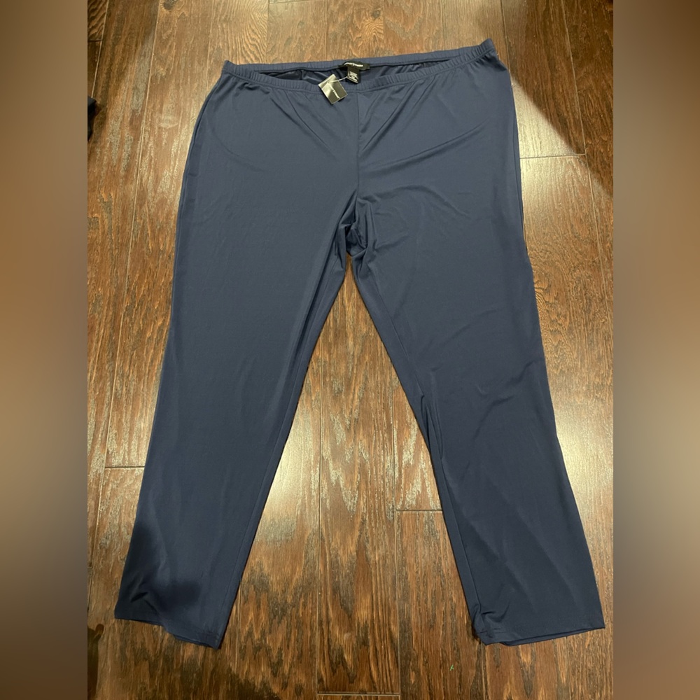 Ashley Stewart Straight Leg Pull On Navy Pant Women Size 30/32 Stretch NEW